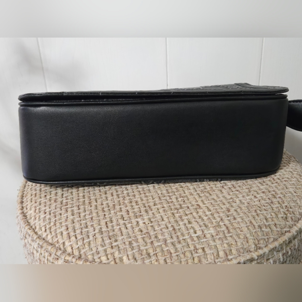 New Black Messanger Bag - Picture 8 of 10
